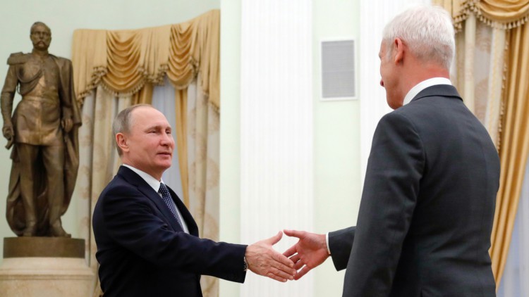 Besuch bei Putin: VW-Chef bekräftigt Engagement in Russland
