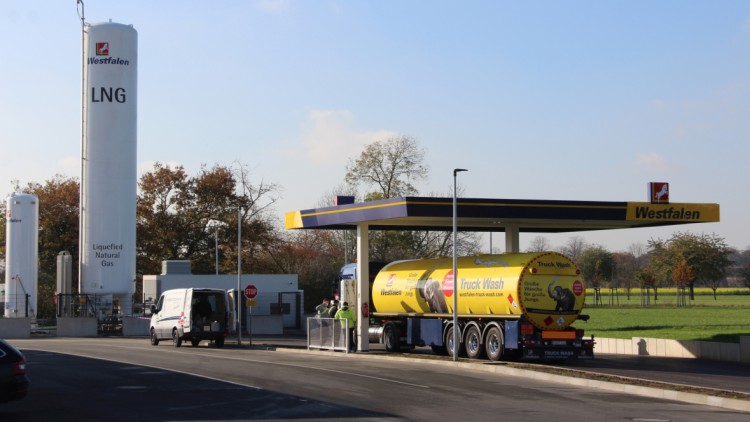 Münsterland: Westfalen eröffnet LNG-Tankstelle
