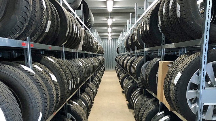 Hacobau: Neue Reifenlagerhalle für Autohaus Wigger