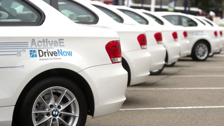 Joint Venture: BMW und Sixt prüfen Carsharing-Ausbau