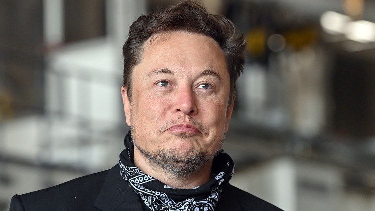 Sammelklage gegen Elon Musk: Tesla-Anleger scheitern