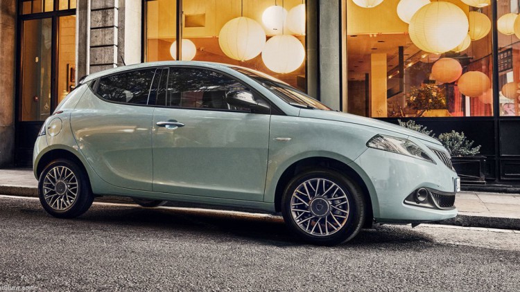 Lancia Ypsilon: Mini-Facelift vor dem Neustart