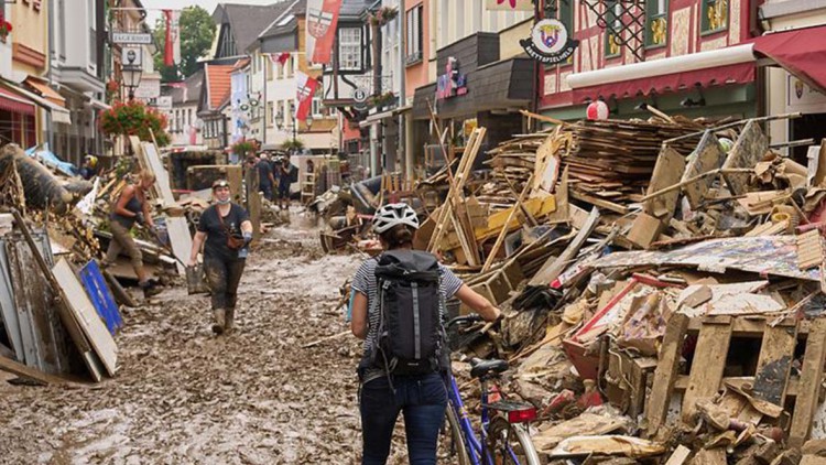 Flut­ka­ta­stro­phe in Deutsch­land: "Bis 5 Mrd. Euro" ver­si­cherte Schä­den alleine in NRW und Rhein­land-Pfalz 