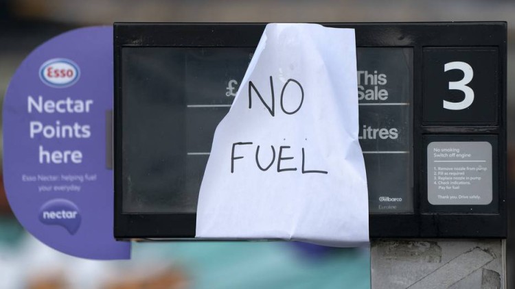 Kraftstoffkrise in Großbritannien: Britisches Militär hilft mit Fahrern aus 