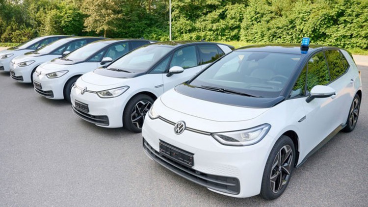 Elektromobilität: Polizei Niedersachsen fährt VW ID.3