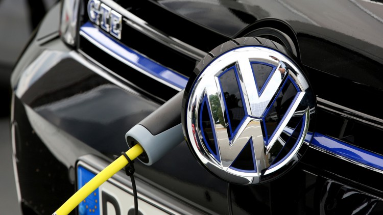 Technologie: VW investiert weiter in Feststoffbatterien