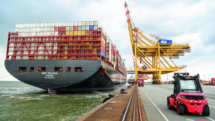 Großcontainer, Schiff, Bremerhaven, Reederei