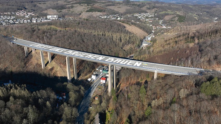 Rahmedetalbrücke: SPD fordert Aufklärung von Ministerpräsident Wüst