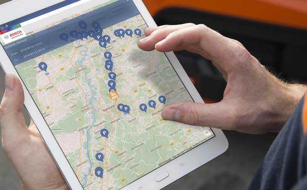 Bosch startet Buchungsportal für Lkw-Parkplätze
