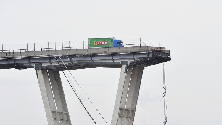 Italien: Empfehlungen für Umleitungen nach Brückeneinsturz bei Genua