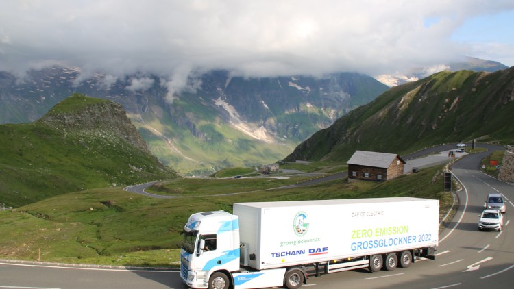 DAF E-Lkw im Test in den Alpen