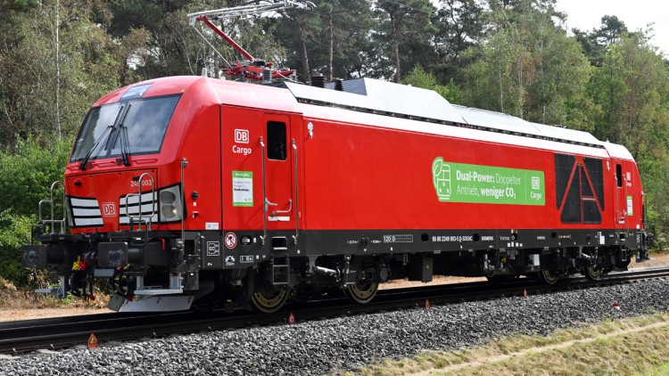 Zweikraft-Lok Deutsch Bahn DB Cargo