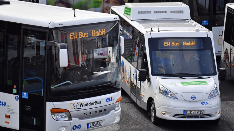 Thüringens größte Elektrobus-Flotte fährt durch Nordhausen