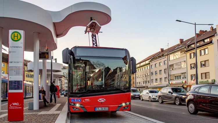 Noch mehr Solaris-Elektrobusse in Freiburg