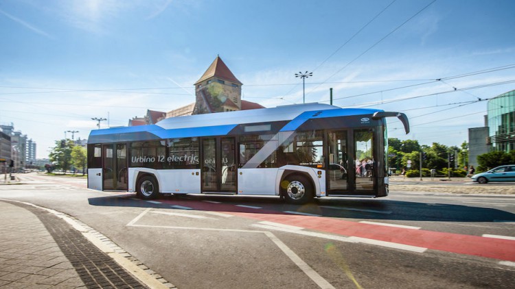 E-Busse: Erste E-Bus-Lieferung von Solaris nach Tschechien